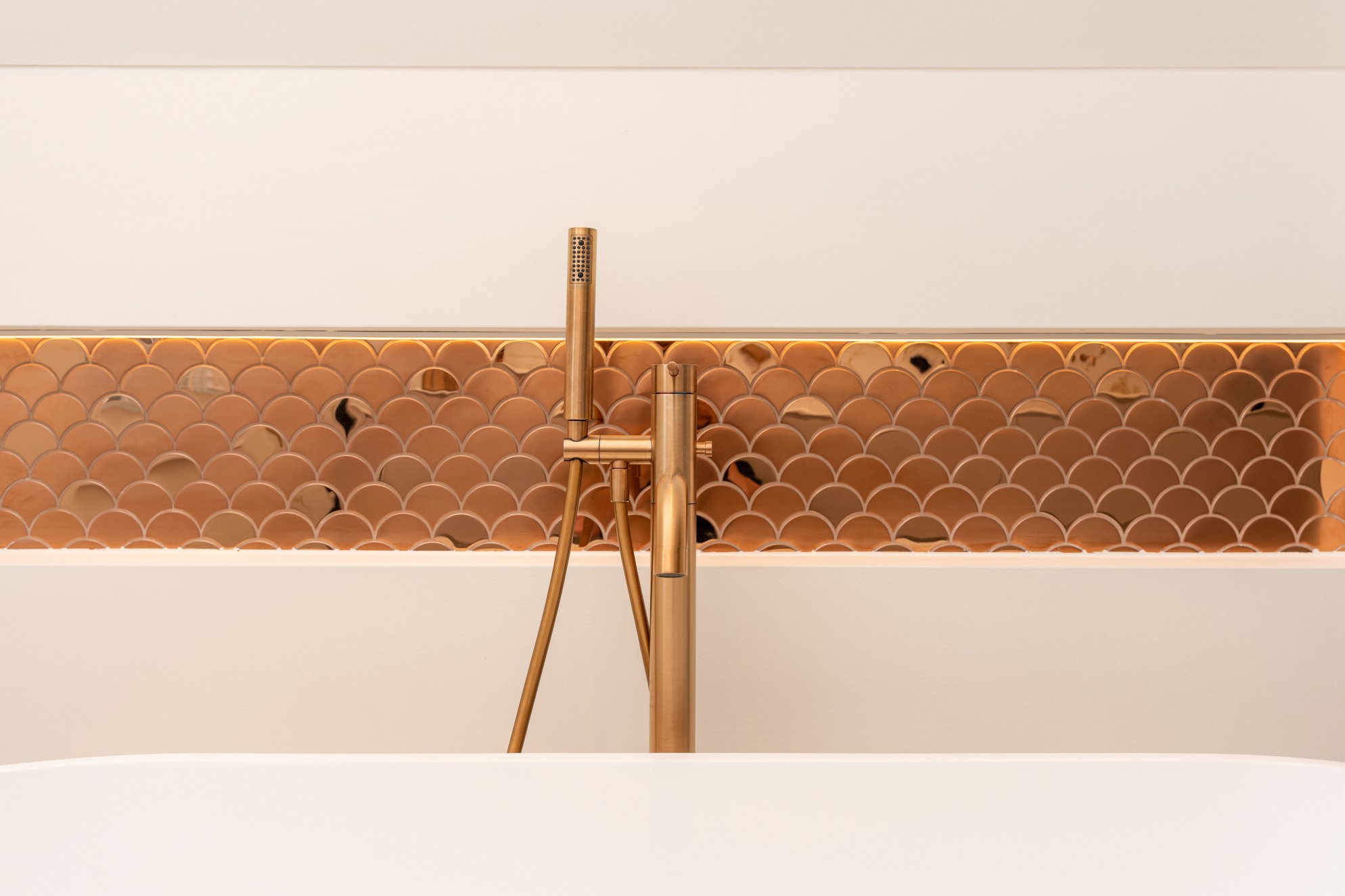 Gouden kraan met L'Antic Colonial mozaïek